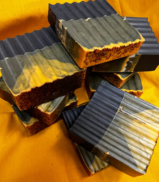 Detoxifying Turmeric & Charcoal Bar